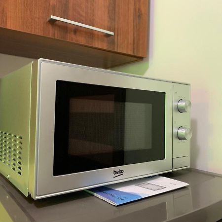 Apartment Mona Warsaw Przy Stacji Metra Екстериор снимка