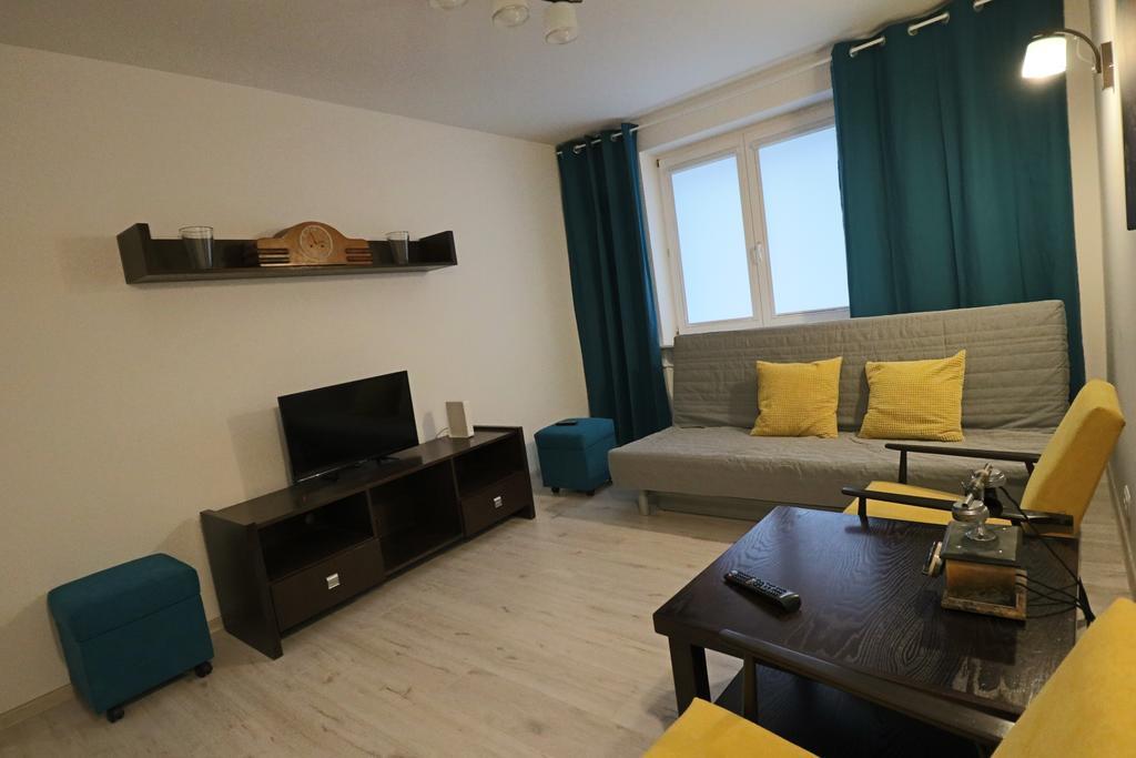 Apartment Mona Warsaw Przy Stacji Metra Екстериор снимка